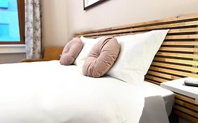 Mercadante Suite Central City